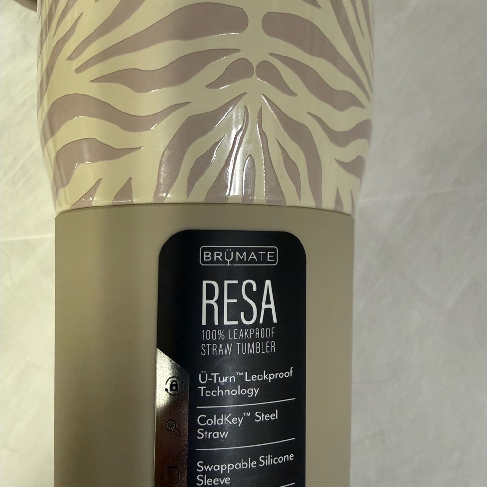 BrüMate RESA x Chloe Zebra Collection Leakproof Straw Tumbler - Cream and Brown